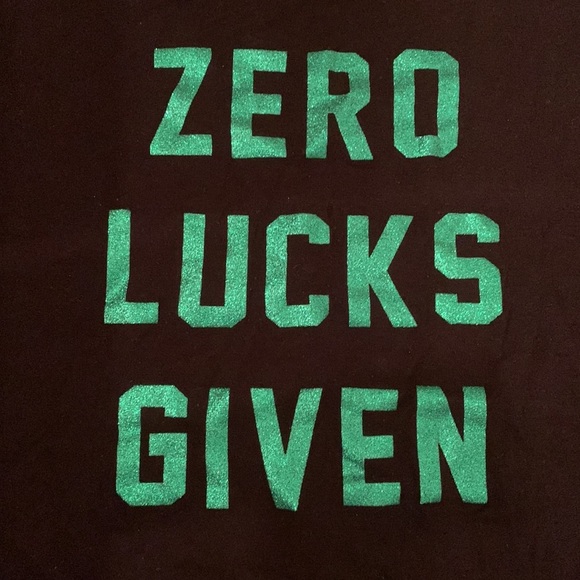 🍀Urban Heritage Saint Patrick’s Day T-Shirt - Picture 2 of 7